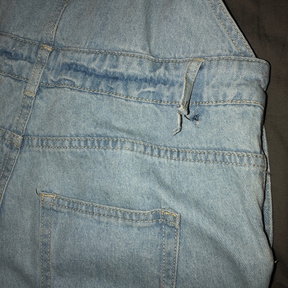 Overall - Picture 4 of 4